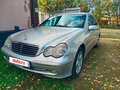 2001 Mercedes-Benz C-Класс 320 II (W203), серебристый, 1200000 рублей