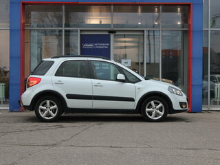 2010 Suzuki SX4 I (Classic) Рестайлинг, белый, 520000 рублей, вид 4