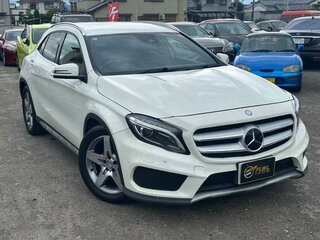 2017 Mercedes-Benz GLA 180 I (X156), белый, 1458000 рублей, вид 1