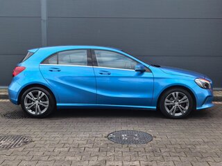 2016 Mercedes-Benz A-Класс 180 III (W176) Рестайлинг, голубой, 1799000 рублей, вид 3