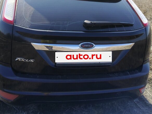 2010 Ford Focus II Рестайлинг, чёрный, 460000 рублей - вид 1