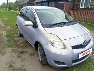 2010 Toyota Vitz II (XP90), серый, 760000 рублей, вид 3