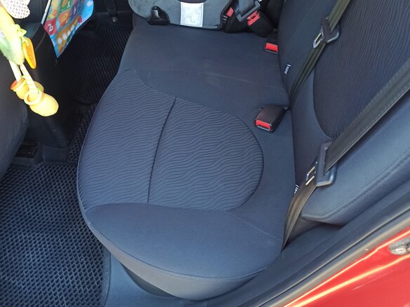 2011 Hyundai Solaris I, красный - вид 17