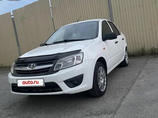 2015 Lada (ВАЗ) Granta I, белый, 380000 рублей, вид 1