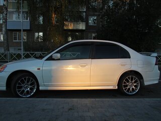 2002 Honda Civic Ferio III, белый, 800000 рублей, вид 2