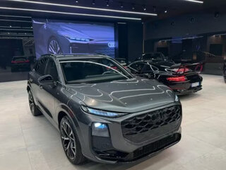 2026 Audi Q3 TFSI III (FJ), серый, 6678059 рублей, вид 4