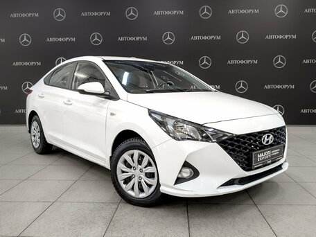 2022 Hyundai Solaris II Рестайлинг, белый, 1565000 рублей, вид 3