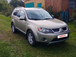 2008 Mitsubishi Outlander II, бежевый, 900000 рублей, вид 2