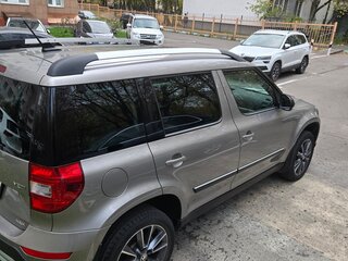 2017 Skoda Yeti I Рестайлинг, бежевый, 1800000 рублей, вид 3