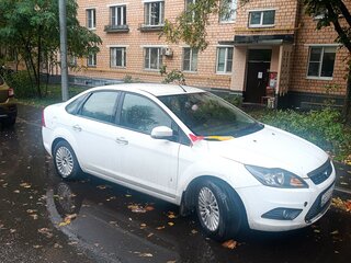 2010 Ford Focus II Рестайлинг, белый, 640000 рублей, вид 3