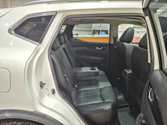 2016 Nissan Qashqai II, белый, 1690000 рублей - вид 16