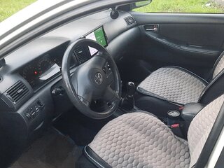 2004 Toyota Corolla IX (E120, E130) Рестайлинг, серебристый, 500000 рублей, вид 5