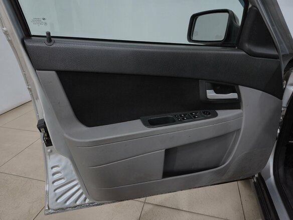 2009 Lada (ВАЗ) Priora I, серебристый, 175000 рублей - вид 6