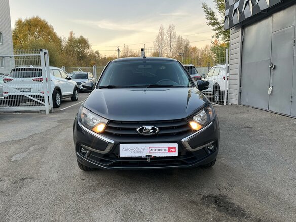 2024 Lada (ВАЗ) Granta I Рестайлинг, серый, 771639 рублей - вид 1