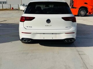 2022 Volkswagen Golf VIII, белый, 1800000 рублей, вид 5
