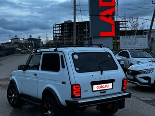 2010 Lada (ВАЗ) 2121 (4x4) I Рестайлинг, белый, 570000 рублей, вид 5