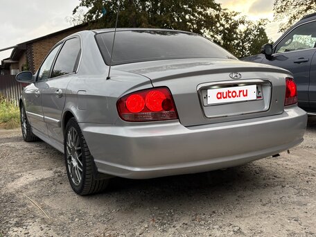 2006 Hyundai Sonata ТагАЗ IV (EF) Рестайлинг, серебристый, 550000 рублей, вид 5