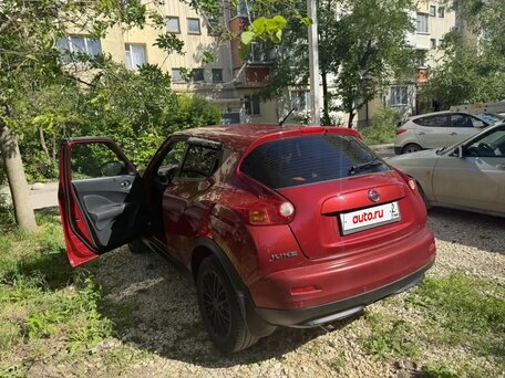 2012 Nissan Juke I, красный, 1200000 рублей, вид 3