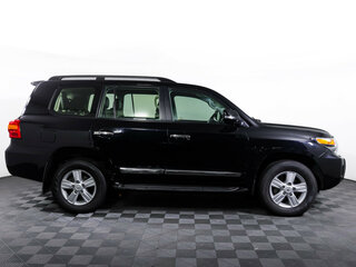 2012 Toyota Land Cruiser 200 Series Рестайлинг 1, чёрный, 3445200 рублей, вид 4