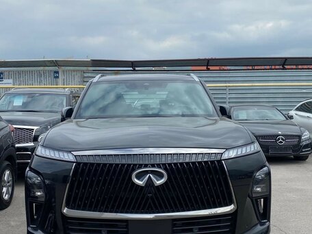 Infiniti QX80 II