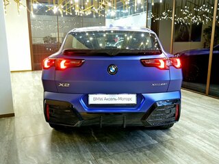 2024 BMW X2 xDrive25i II (U10), синий, 6100000 рублей, вид 4