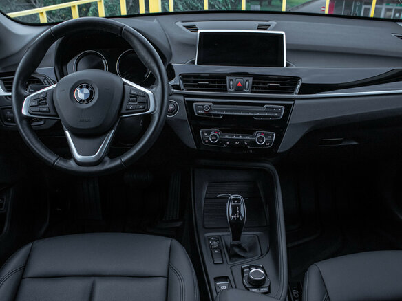 2021 BMW X1 18i sDrive II (F48) Рестайлинг, синий - вид 9