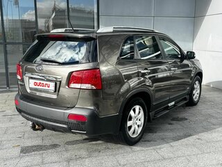 2011 Kia Sorento II, бежевый, 920000 рублей, вид 4