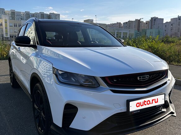 2022 Geely Coolray I, белый, 1690000 рублей - вид 3