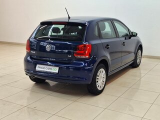 2010 Volkswagen Polo V, синий, 670000 рублей, вид 4
