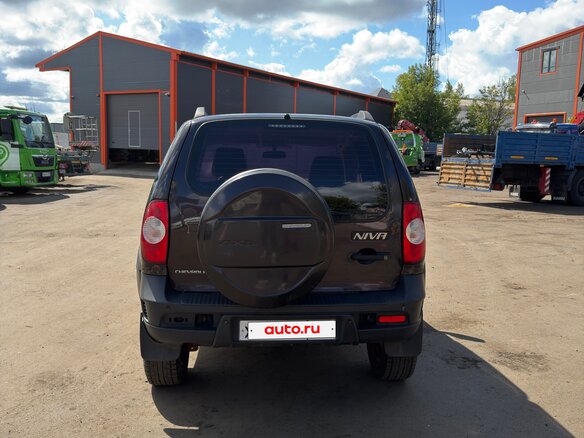 2015 Chevrolet Niva I Рестайлинг, коричневый, 305000 рублей - вид 5