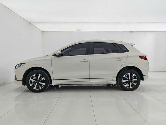 2023 BYD E2 I Рестайлинг, белый - вид 5