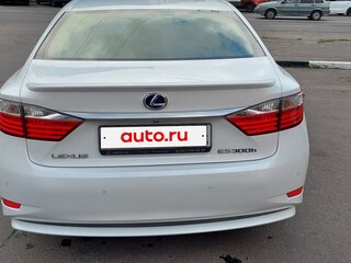 2013 Lexus ES 300h VI, белый, 2400000 рублей, вид 4