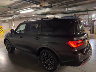 2024 Infiniti QX80 I Рестайлинг 3, чёрный, 10000000 рублей, вид 2