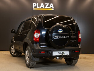 2013 Chevrolet Niva I Рестайлинг, чёрный, 450000 рублей, вид 3