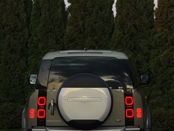 2021 Land Rover Defender 90 II, зелёный, 6650000 рублей - вид 5