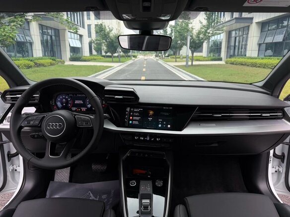 2022 Audi A3 Sportback 35 TFSI IV (8Y), белый, 2390095 рублей - вид 8