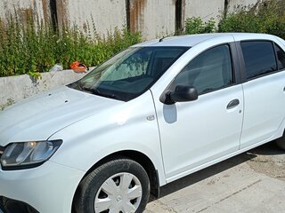 2017 Renault Logan II, белый, 650000 рублей, вид 1