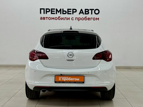2011 Opel Astra J, белый, 615000 рублей - вид 4
