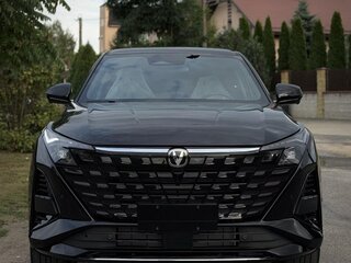 2026 Changan UNI-Z, чёрный, 2320000 рублей, вид 2