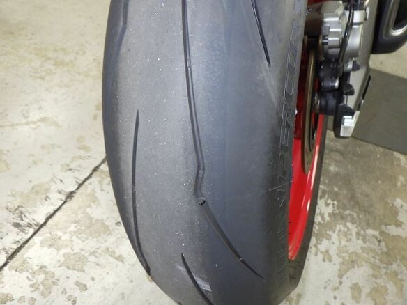 2026 Triumph Street Triple, серый, 1300000 рублей - вид 8