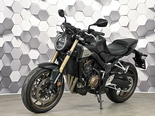 2024 Honda CB 650R, чёрный, 1177000 рублей, вид 2