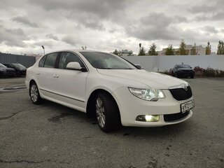 2011 Skoda Superb DSG II, белый, 890000 рублей, вид 2