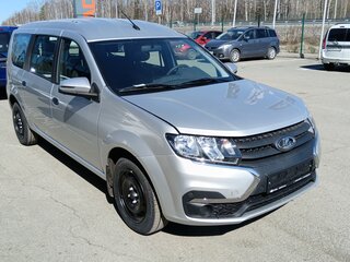 2026 Lada (ВАЗ) Largus I Рестайлинг, серебристый, 1607000 рублей, вид 2