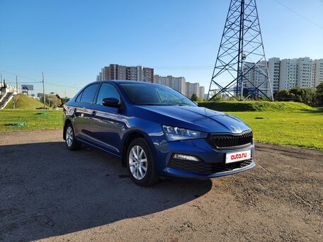 2021 Skoda Rapid II, синий, вид 3