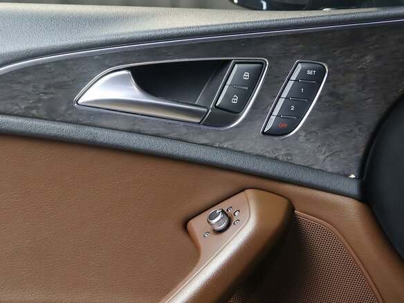2017 Audi A6 IV (C7) Рестайлинг, чёрный, 1749000 рублей - вид 8