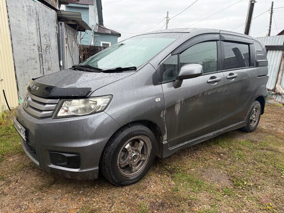 2011 Honda Freed Spike I, серый, 875000 рублей - вид 1