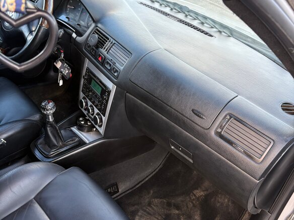 2002 Volkswagen Golf GTI IV, серебристый, 650000 рублей - вид 6
