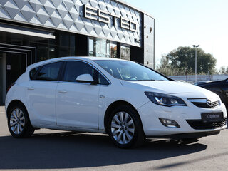 2010 Opel Astra J, белый, 520000 рублей, вид 3