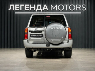 2024 Nissan Patrol V (Y61) Рестайлинг, серебристый, 13500000 рублей, вид 5