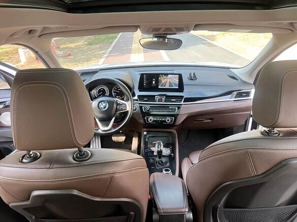 2022 BMW X1 Long 20Li sDrive II (F48) Рестайлинг, белый, 2530111 рублей - вид 13